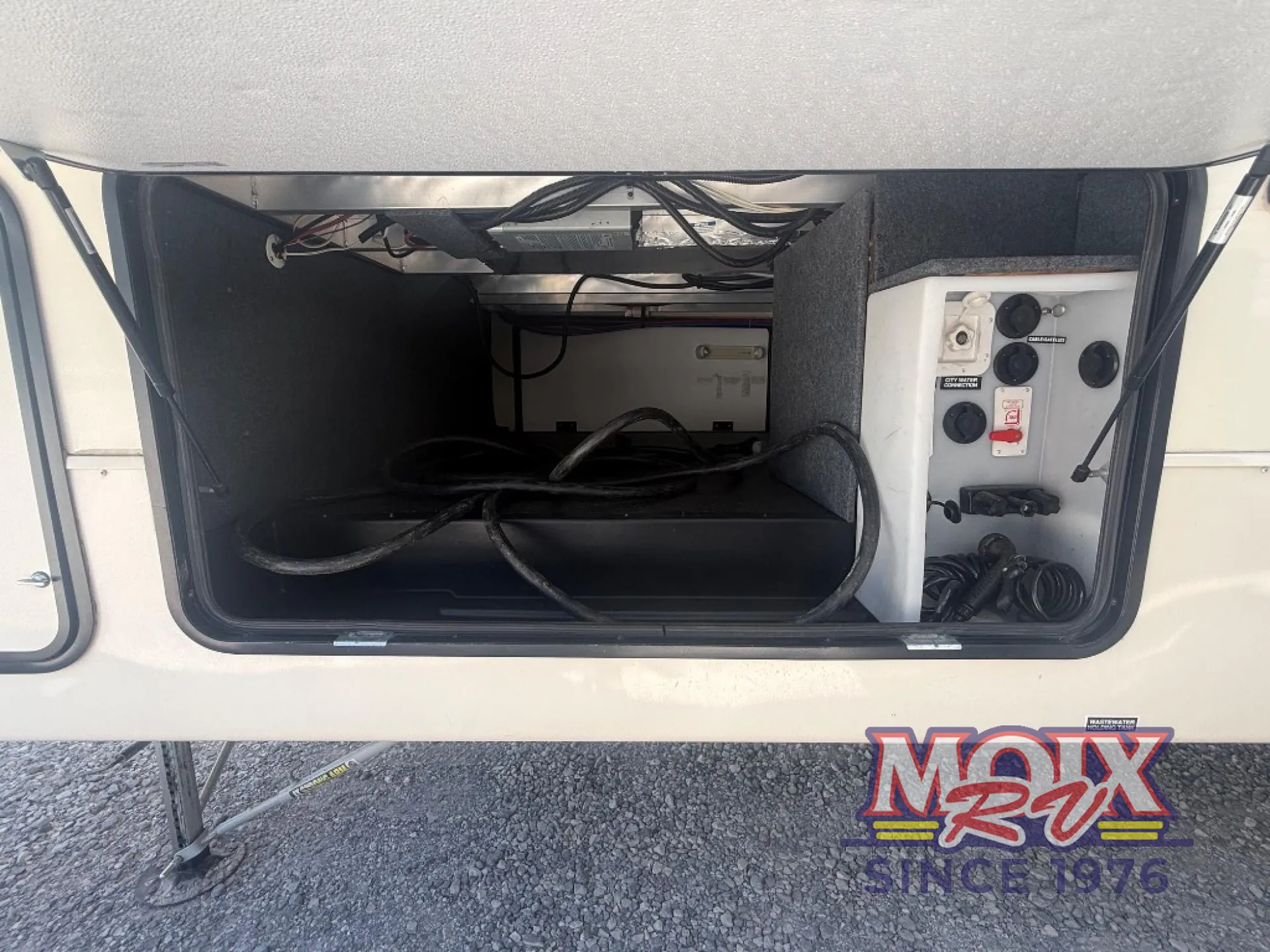 2019 Forest River Wildcat 383MB - Photo 4