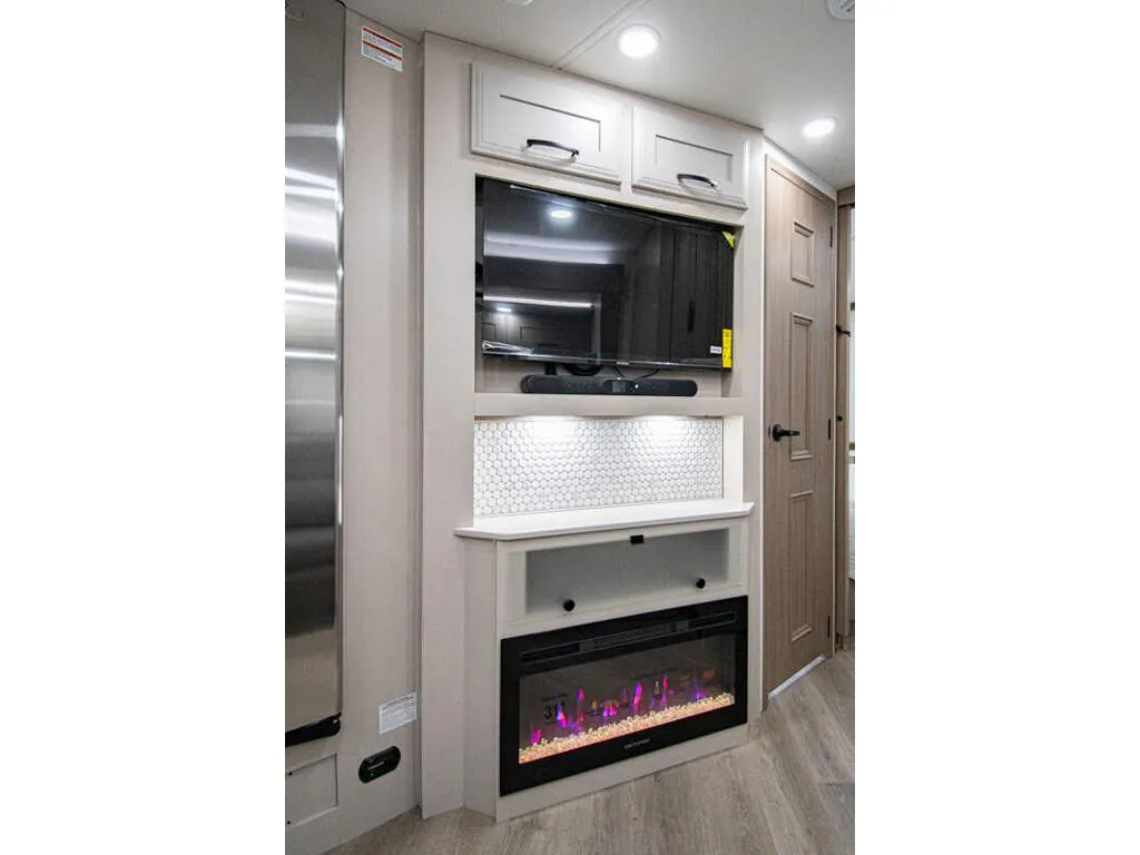 2027 Entegra Coach Emblem 36U, Photos photo 22