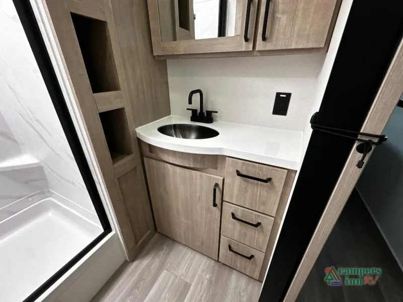 2026 Grand Design Imagine 2970RL - Photo 4