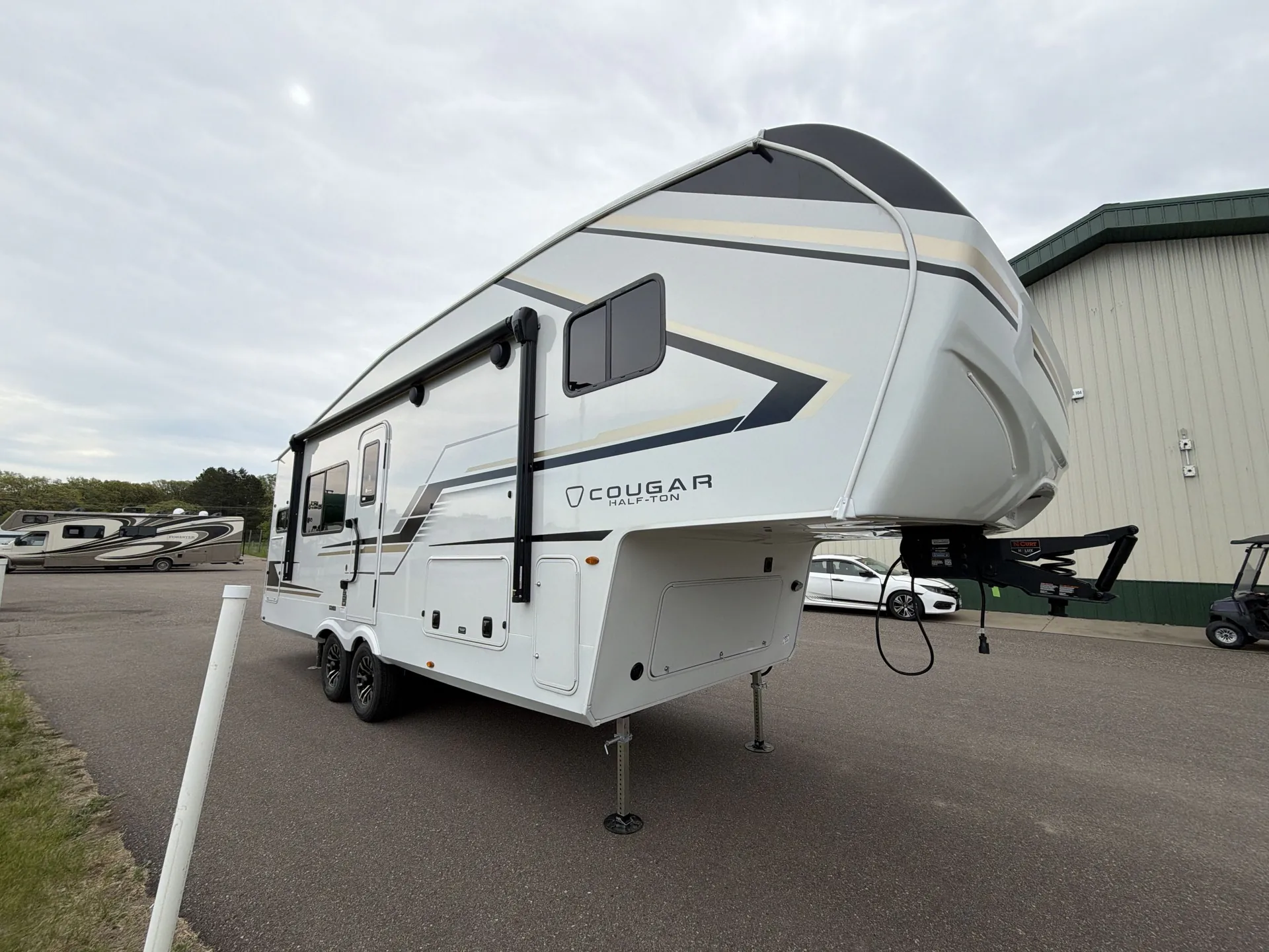 2026 Keystone Cougar Half-Ton 23MLE - Photo 2
