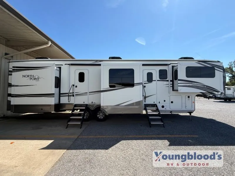 2020 Jayco North Point 381FLWS - Photo 2