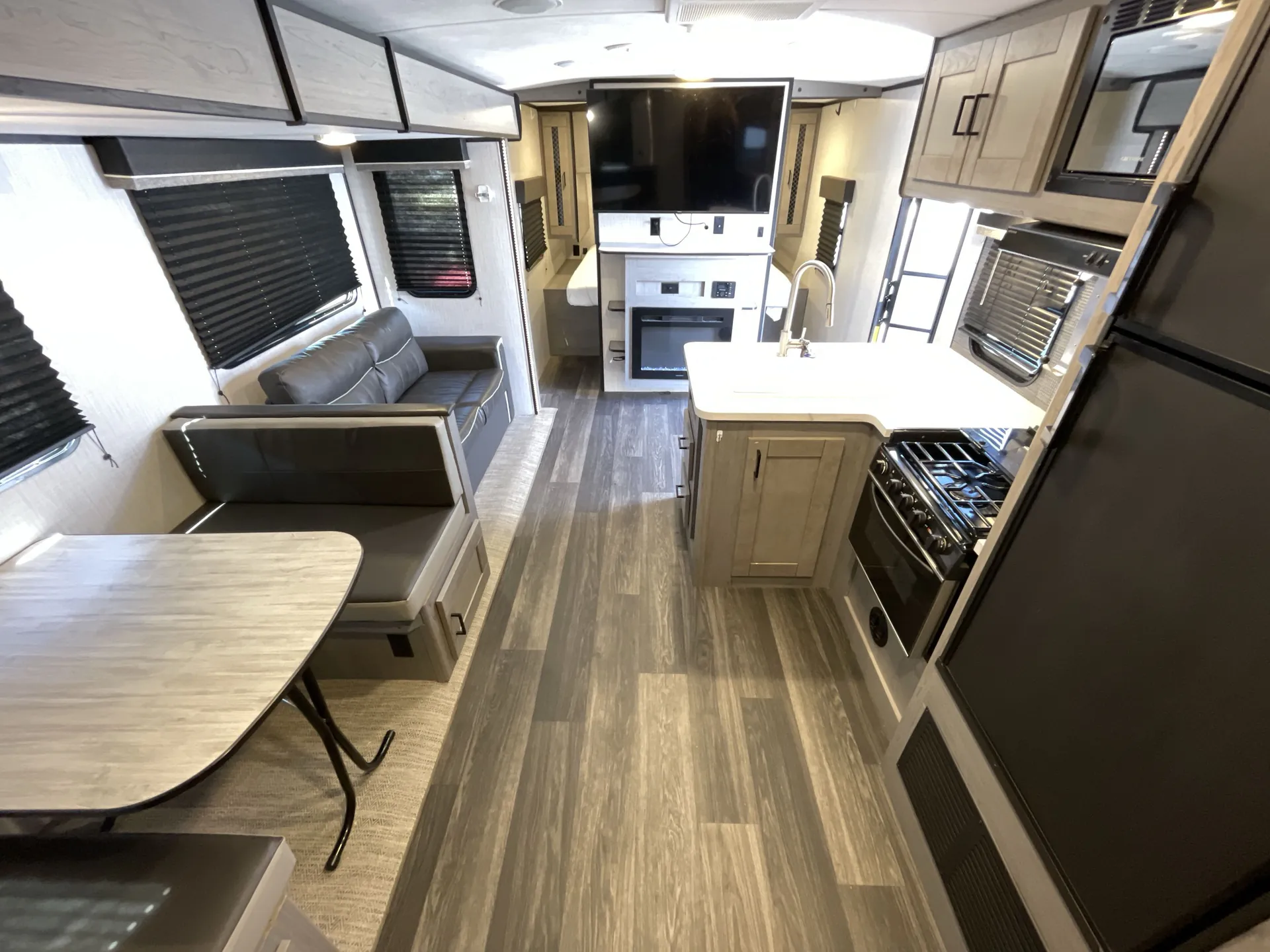 2021 Heartland Mallard M26 - Photo 4