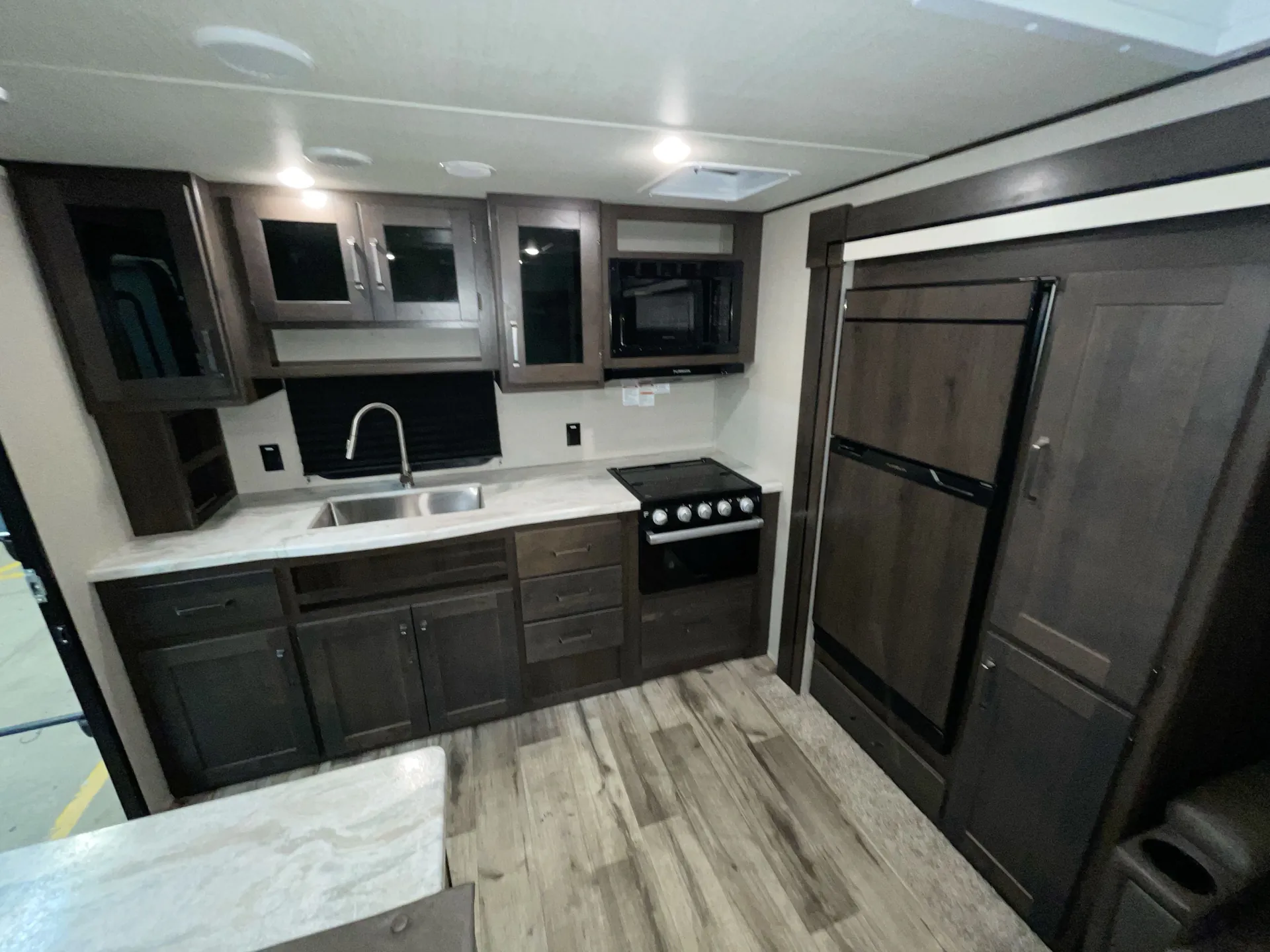 2023 Grand Design Transcend Xplor 231RK — living area main