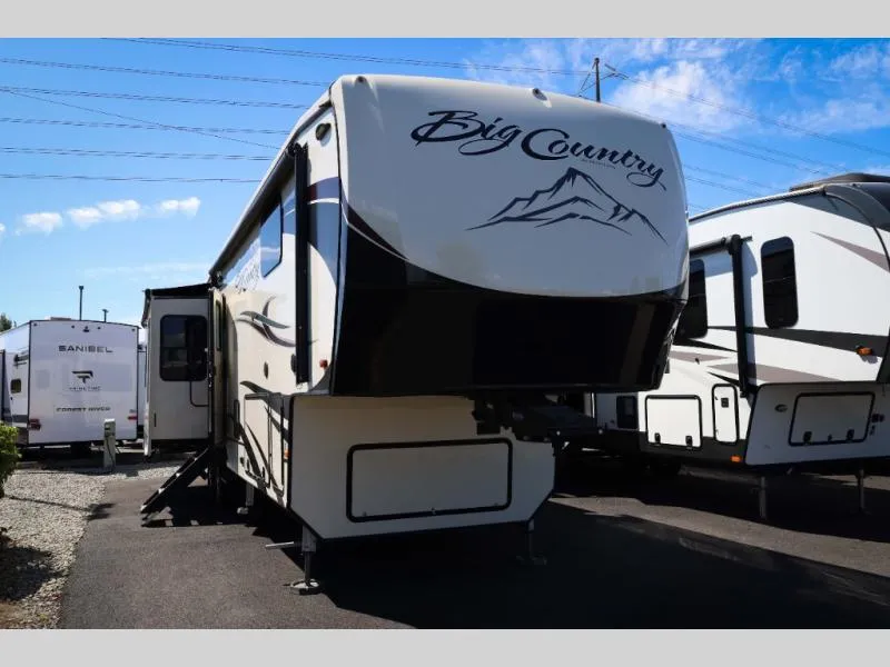 2018 Heartland Big Country Used    3560 SS - Main photo