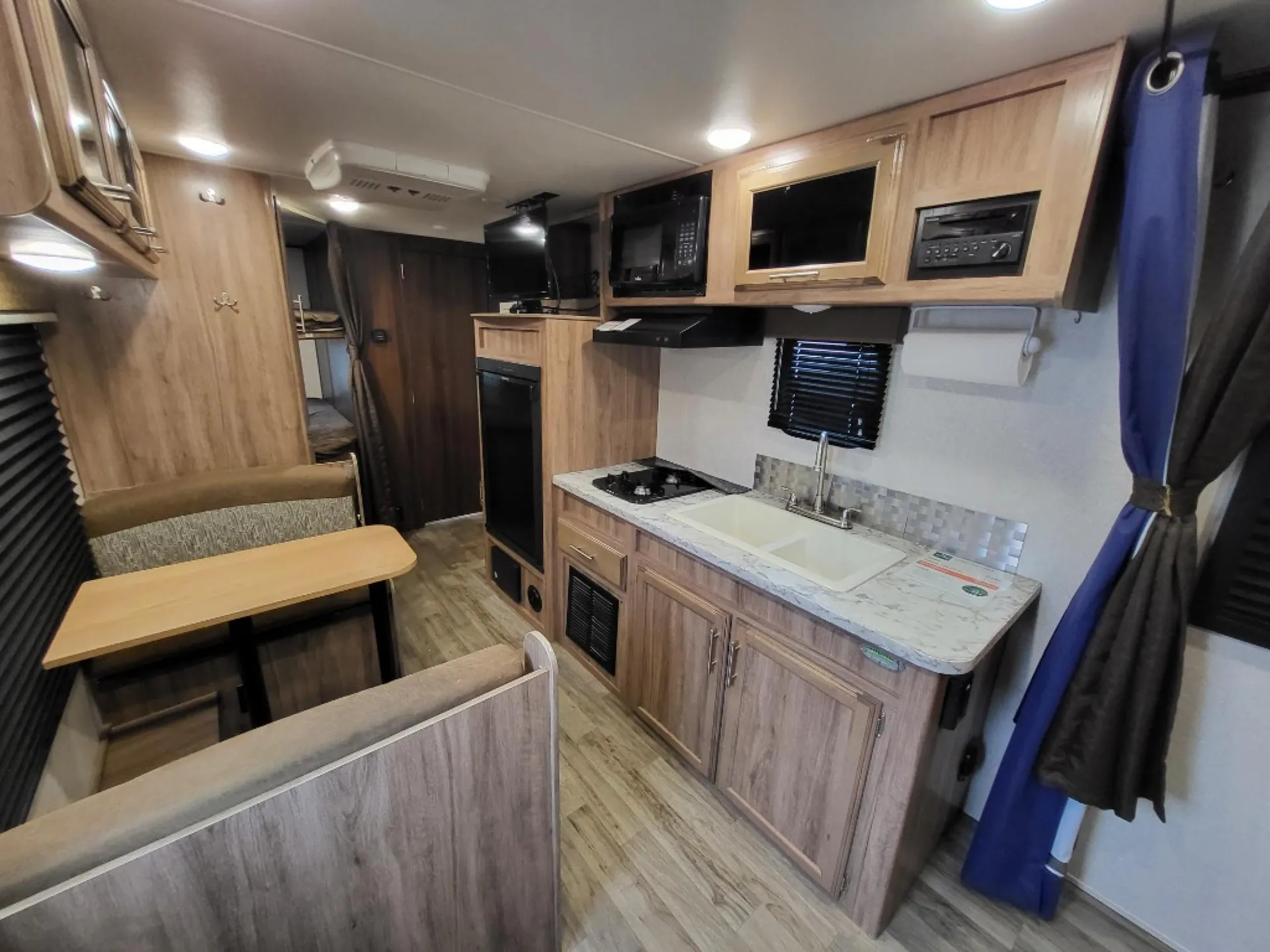 2018 Jayco Jay Feather 23BHM - Photo 3
