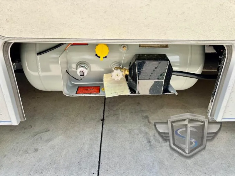 2026 Coachmen Freelander 23FS - Photo 3