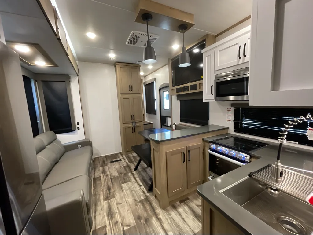 2023 Keystone Raptor 362, Photos photo 16