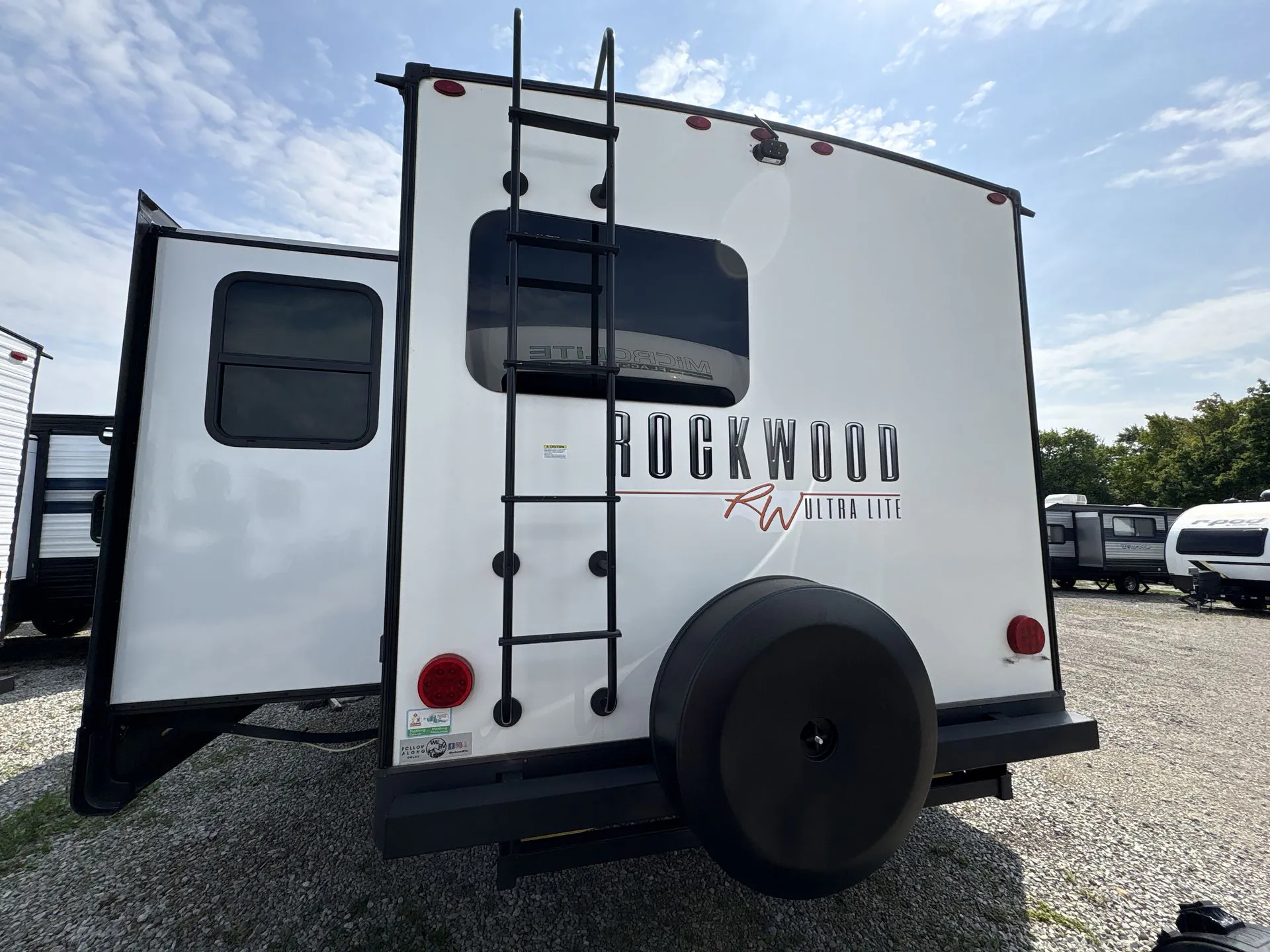 2022 Forest River Rockwood Ultra Lite 2720IK - Photo 4