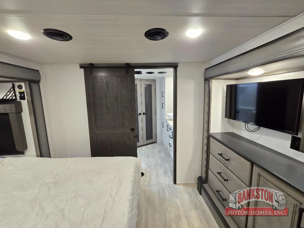 2023 Keystone Montana 3901RK, Photos photo 35
