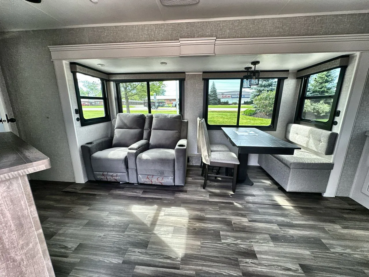 2025 Jayco Eagle HT 274FKDS - Photo 4