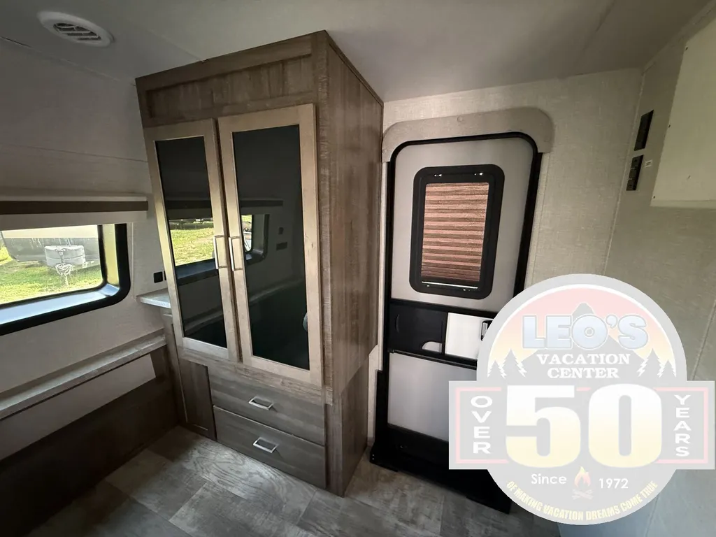 2022 Forest River Rockwood Ultra Lite 2911BS, Photos photo 35