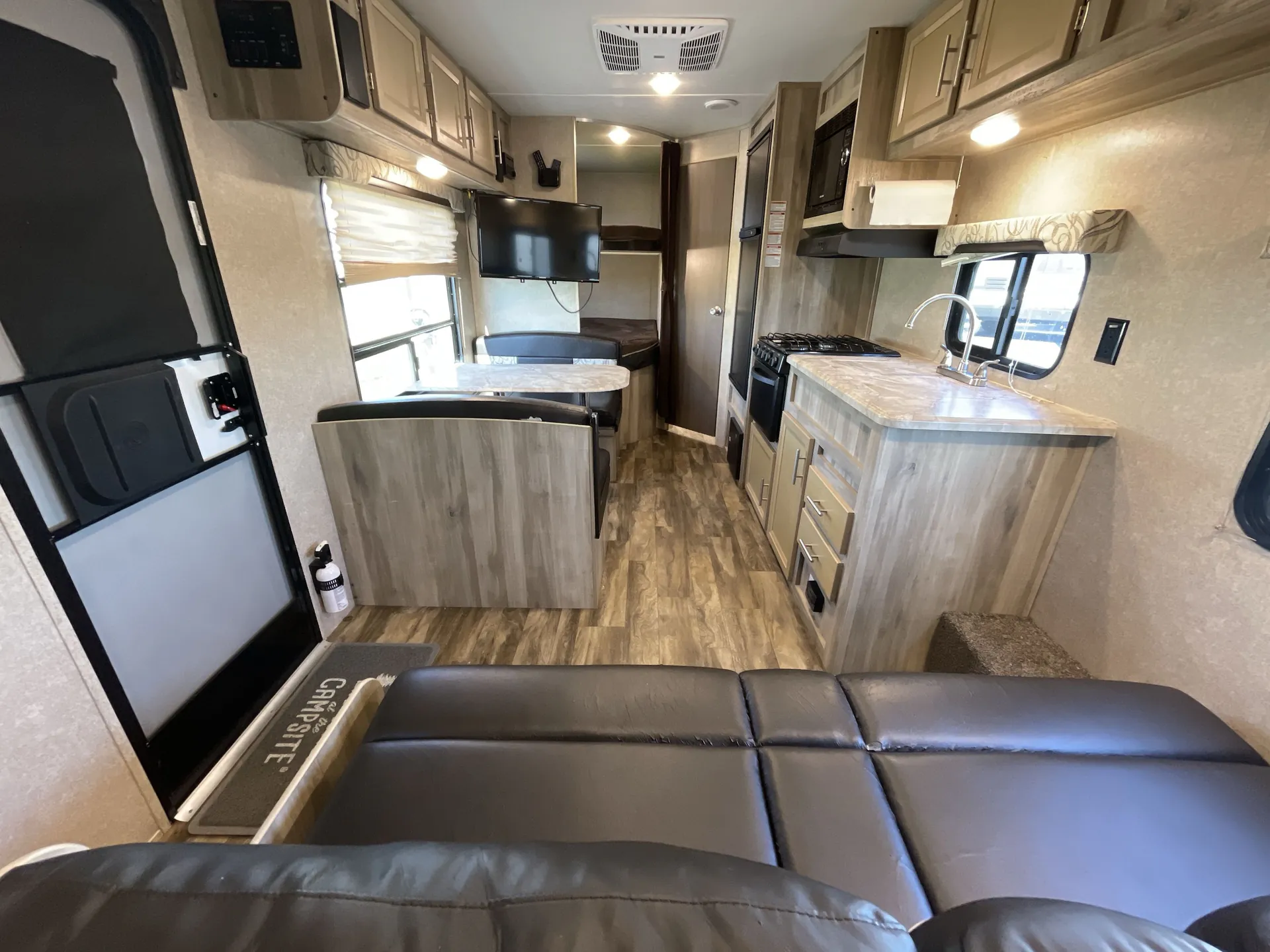 2019 Coachmen Catalina SBX 261BH — living area main
