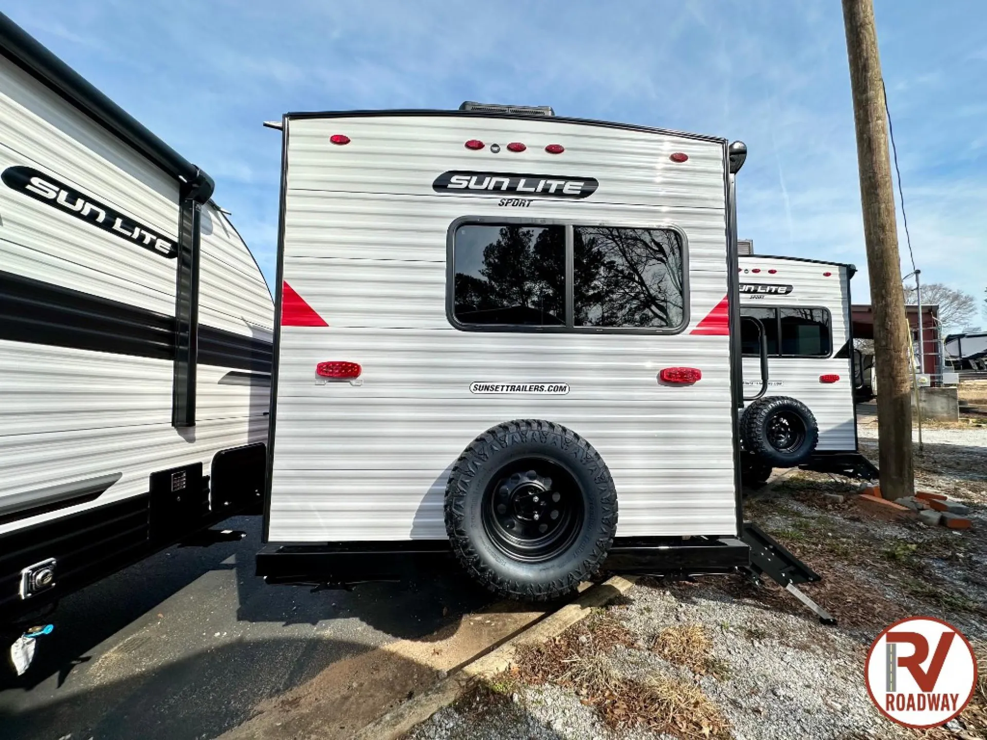 2025 Sunset Park RV Sun Lite 15MB - Photo 3