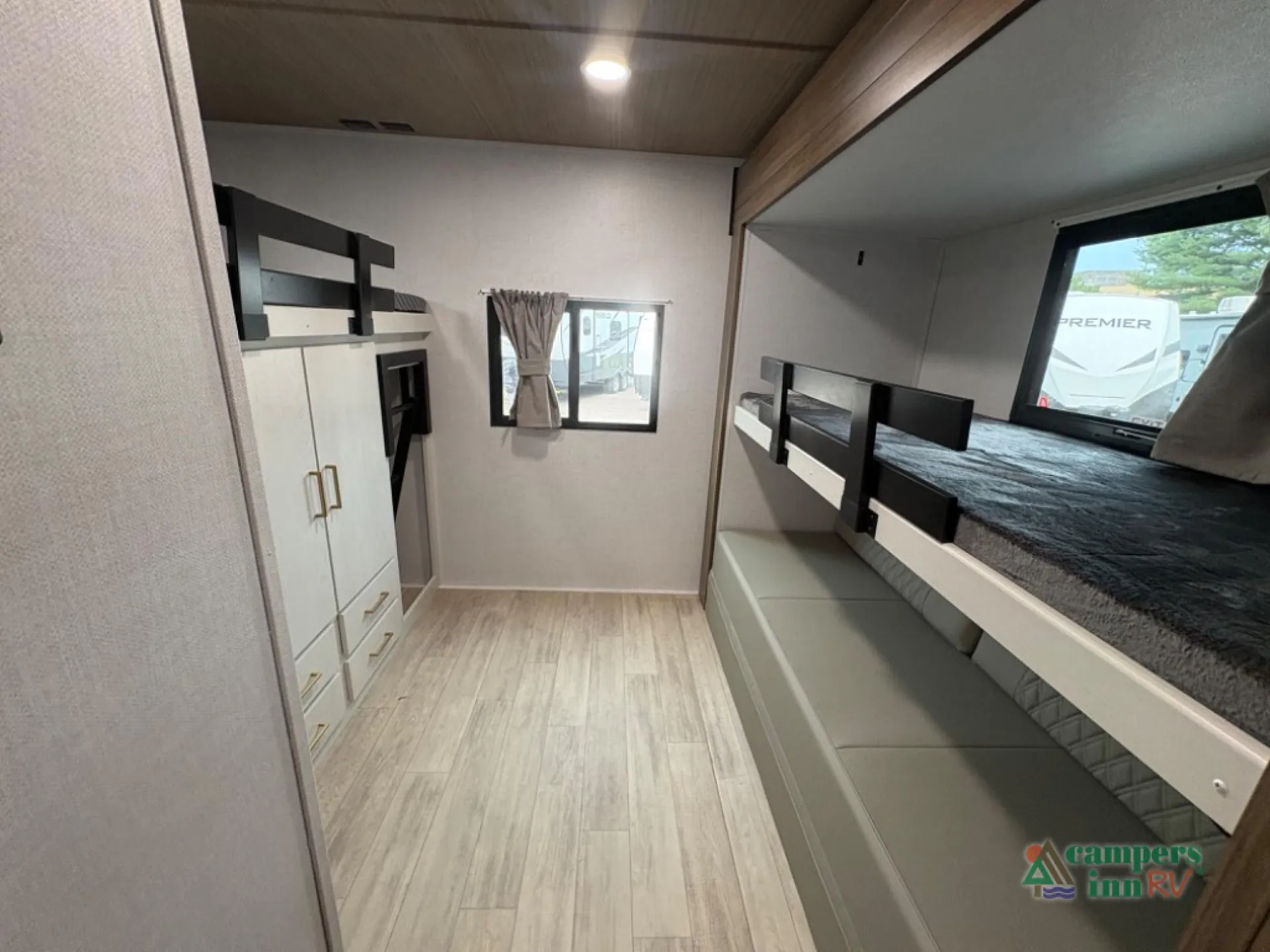 2027 Forest River Vibe 3400BH — Photo 7