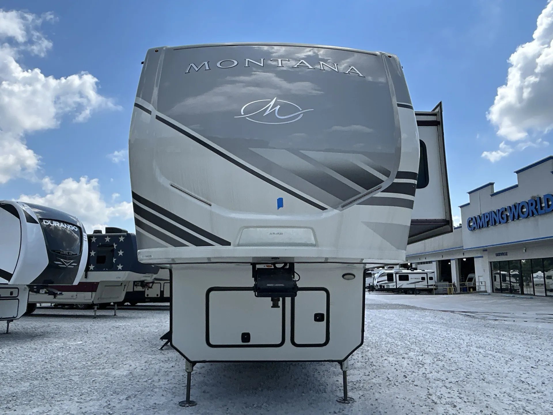 2023 Keystone Montana 3857BR — front
