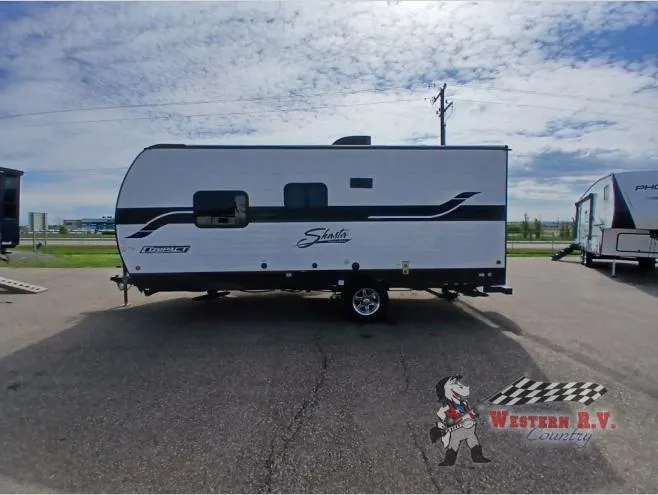 2025 Shasta RVs Compact 18FQ - Photo 4