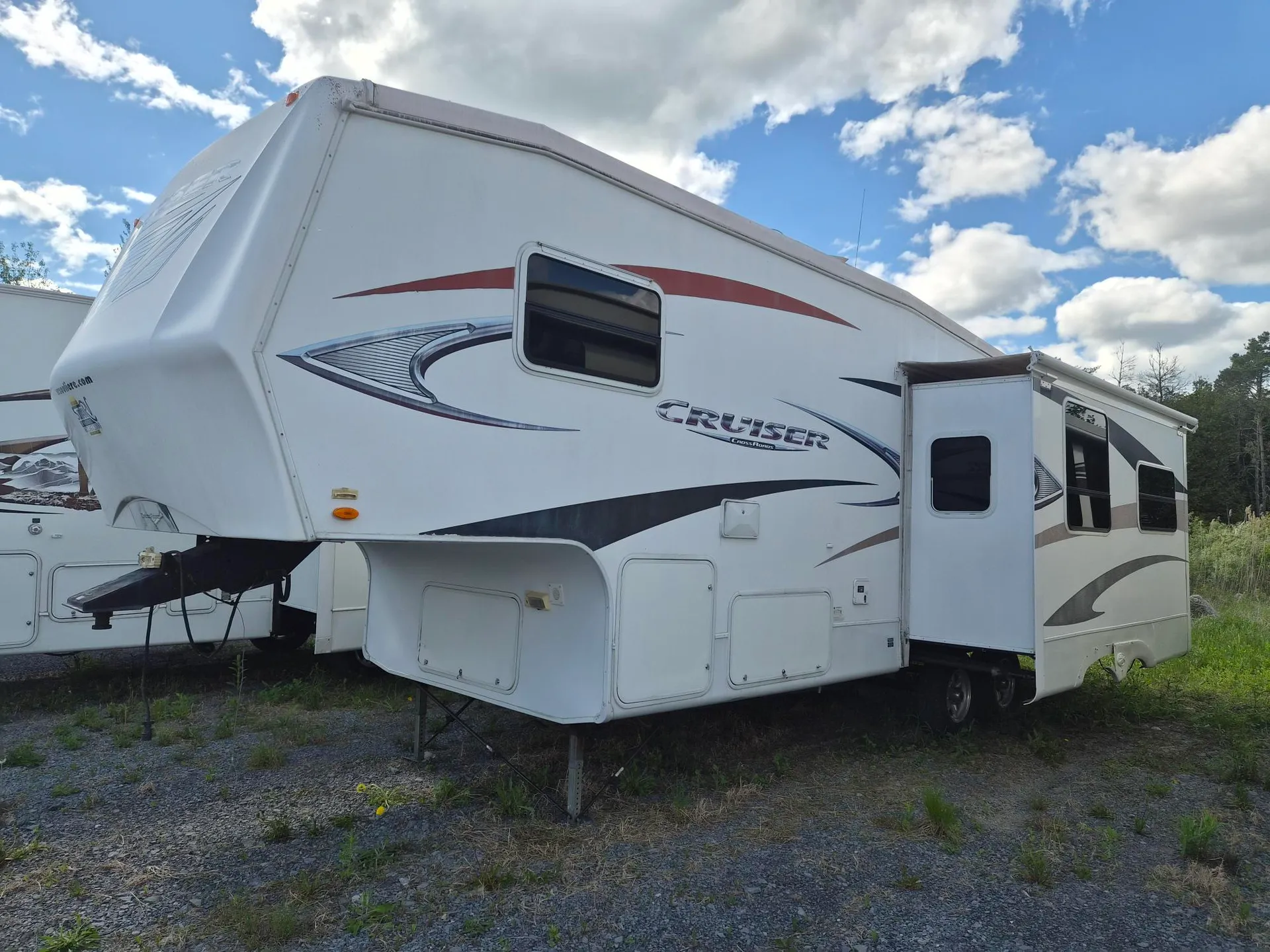 2010 CrossRoads Cruiser CF28RL - Photo 2