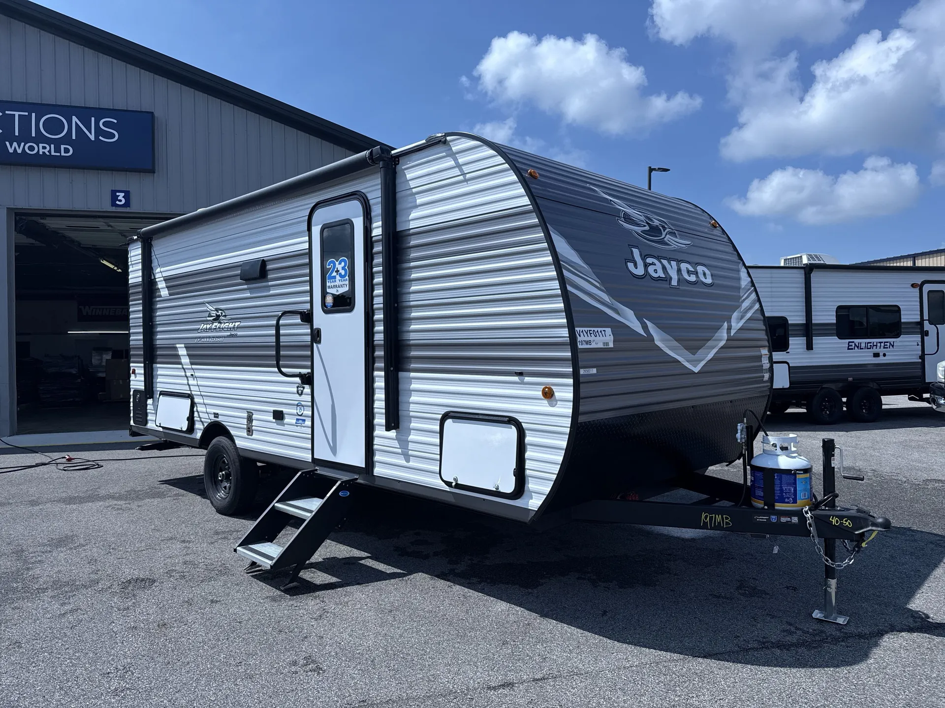 2027 Jayco Jay Flight 197MB - Photo 2
