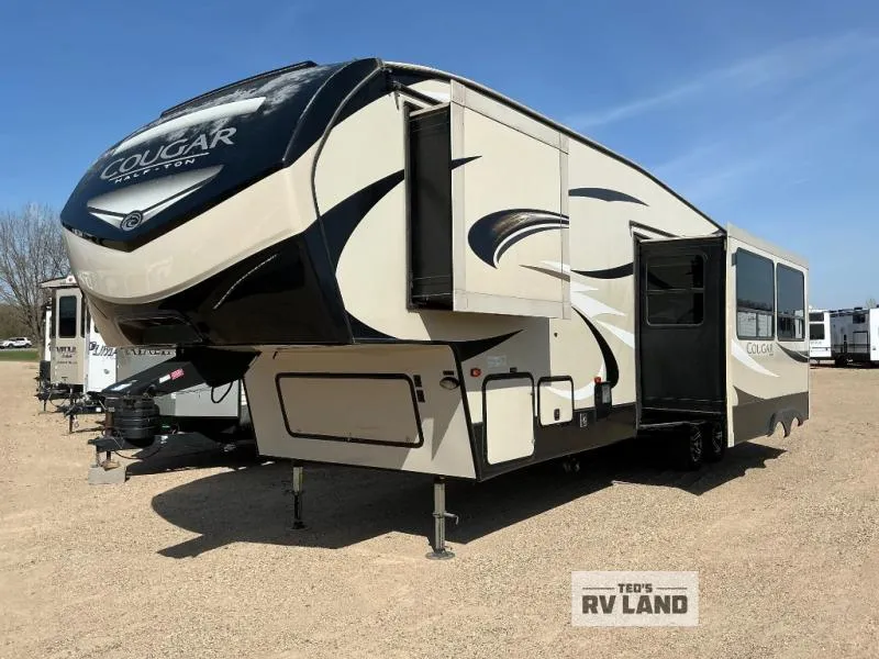 2018 Keystone Cougar Half-Ton Series 32DBH - Photo 2