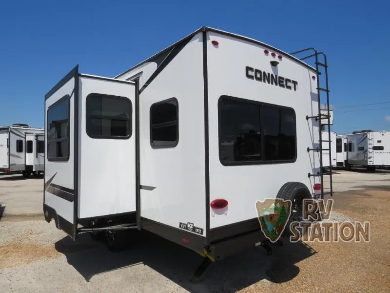 2024 KZ Connect 241RLK - Photo 4