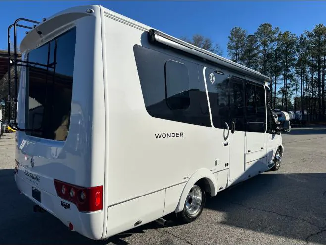 2026 Leisure Travel Wonder W24MB - Photo 3