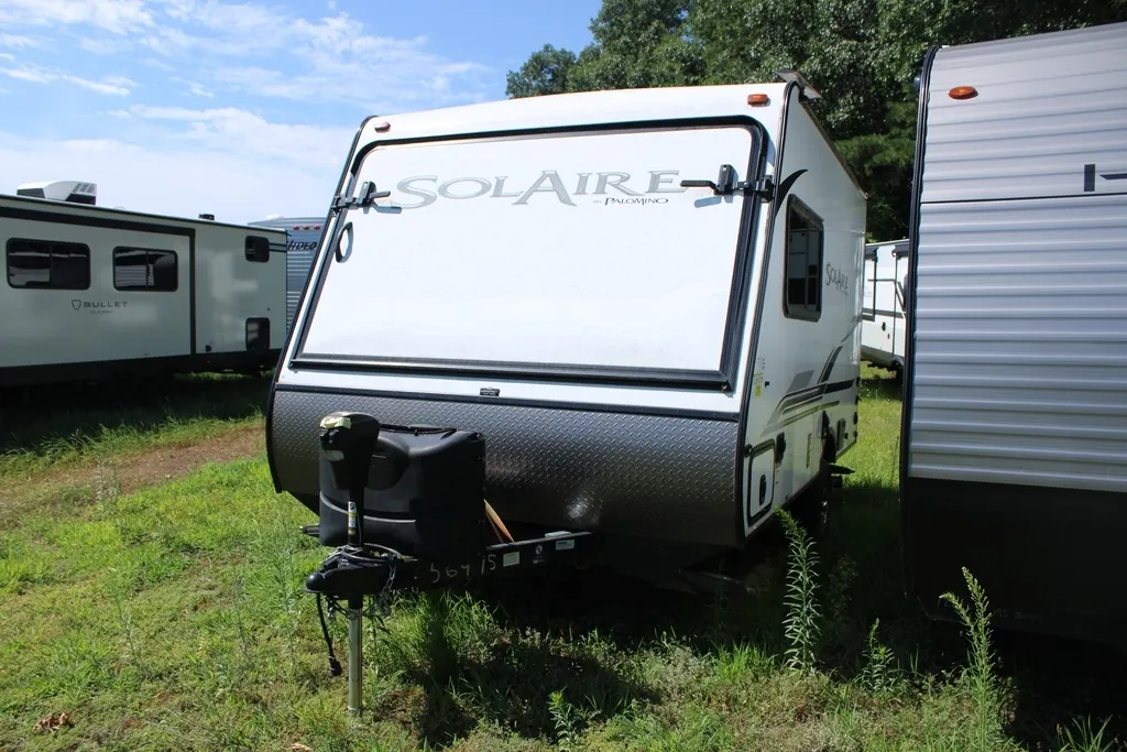 2022 Palomino Solaire 147X - Photo 3