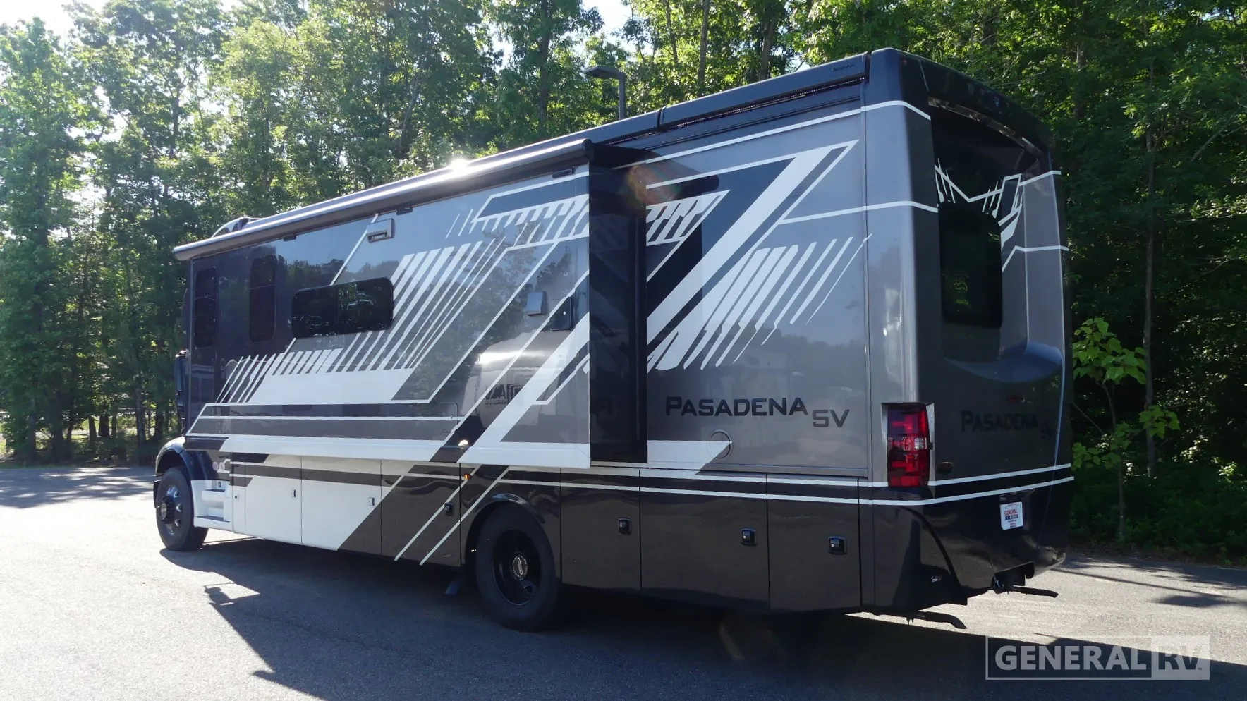 2026 Thor Motor Coach PASADENA SV 34XG - Photo 4
