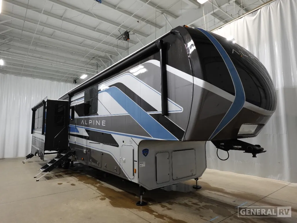 2025 Keystone Alpine 3910RK - Photo 2