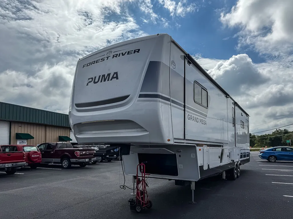 2026 Forest River Puma Grand Mesa 393RL — Photo 6
