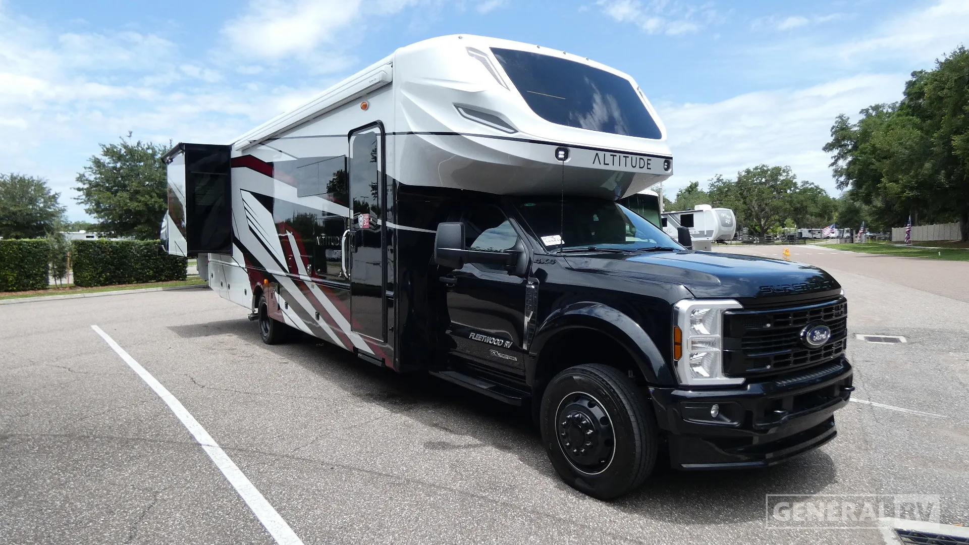 2026 Fleetwood Altitude 36CS - Photo 2