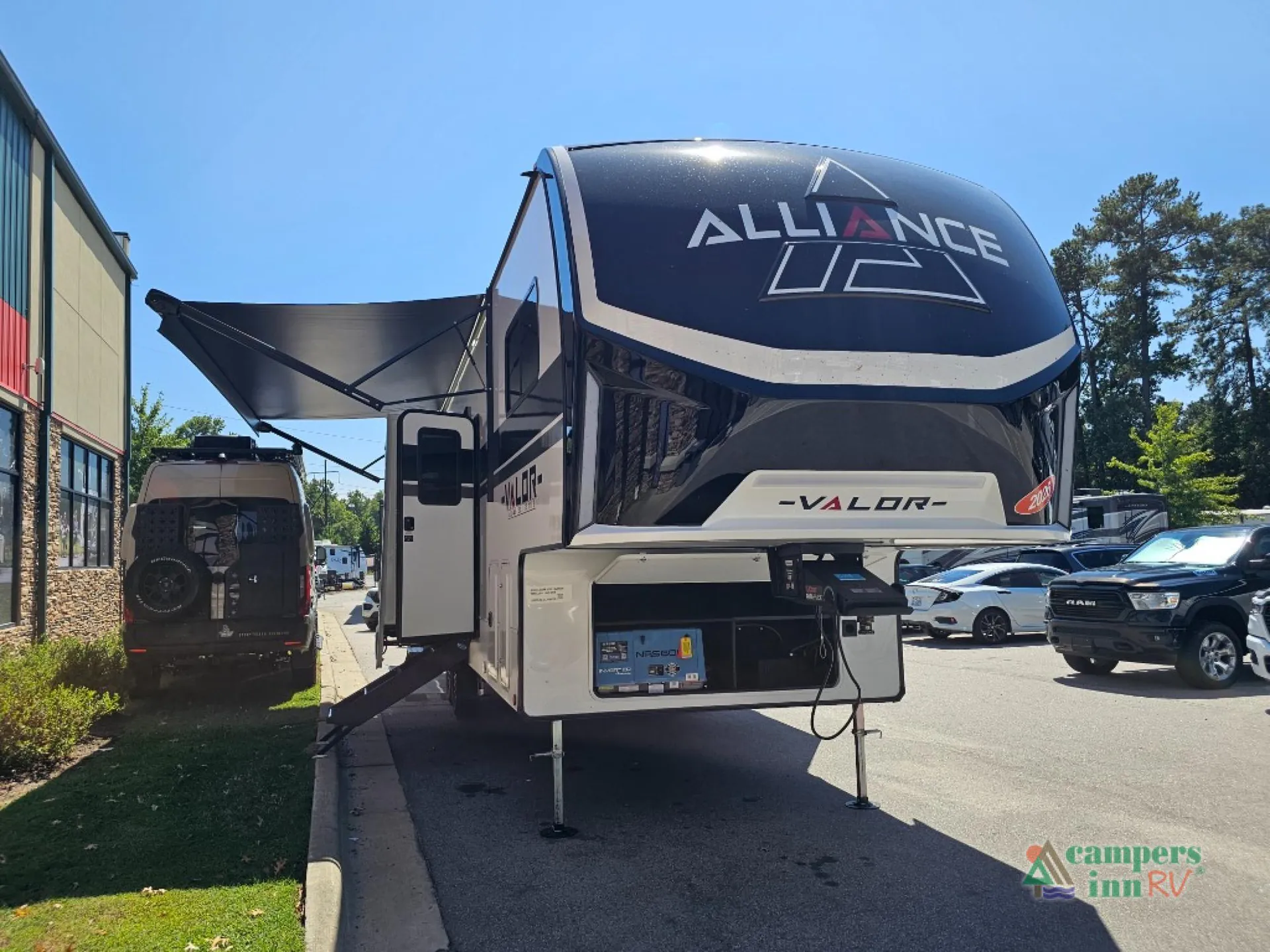 2026 Alliance RV Valor 32A10 - Photo 2