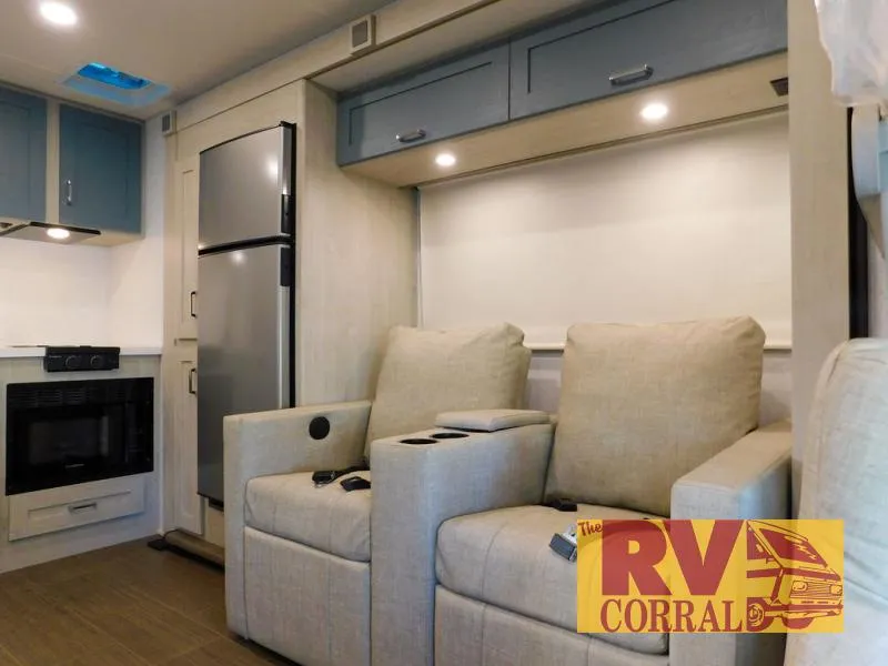 2027 Winnebago Sunflyer 26FE - Photo 4
