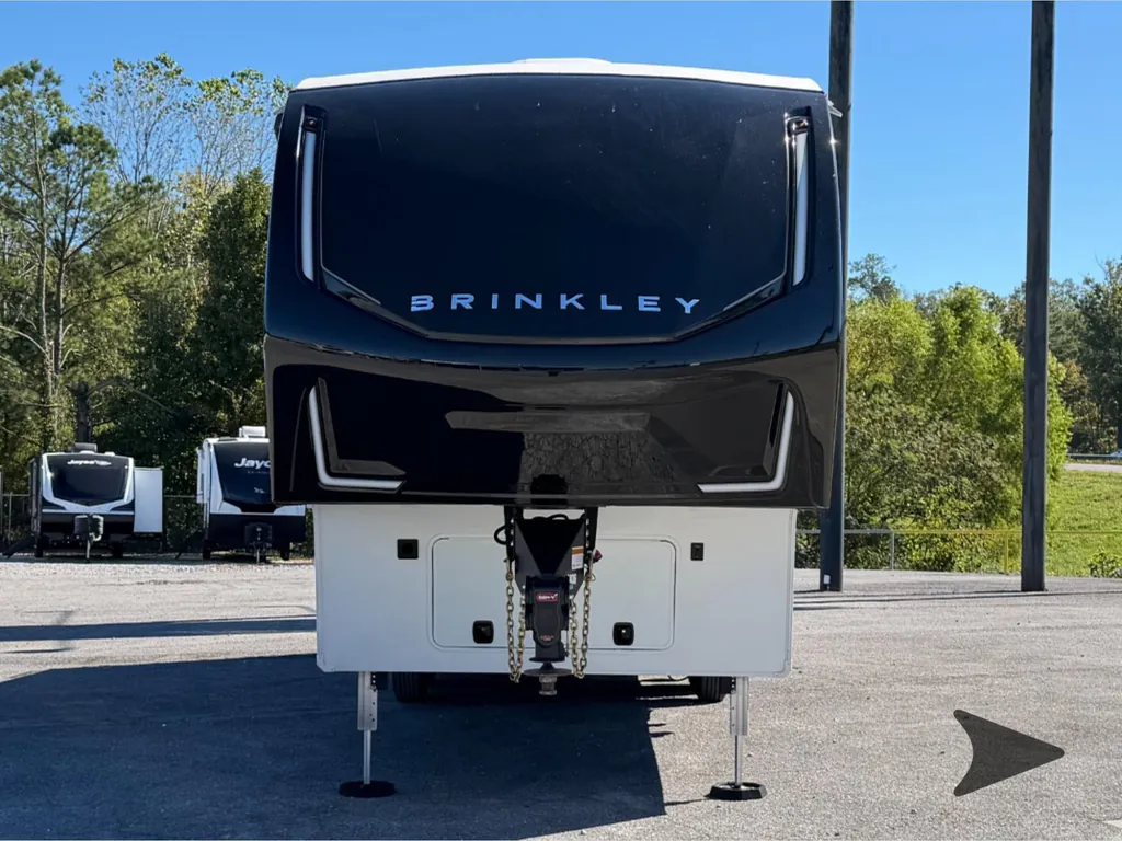 2025 Brinkley Model Z 3100, Photos photo 7