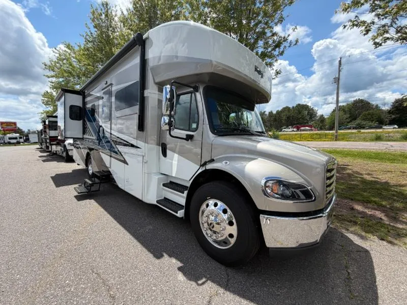 2026 Newmar Grand Star 3444 - Photo 2