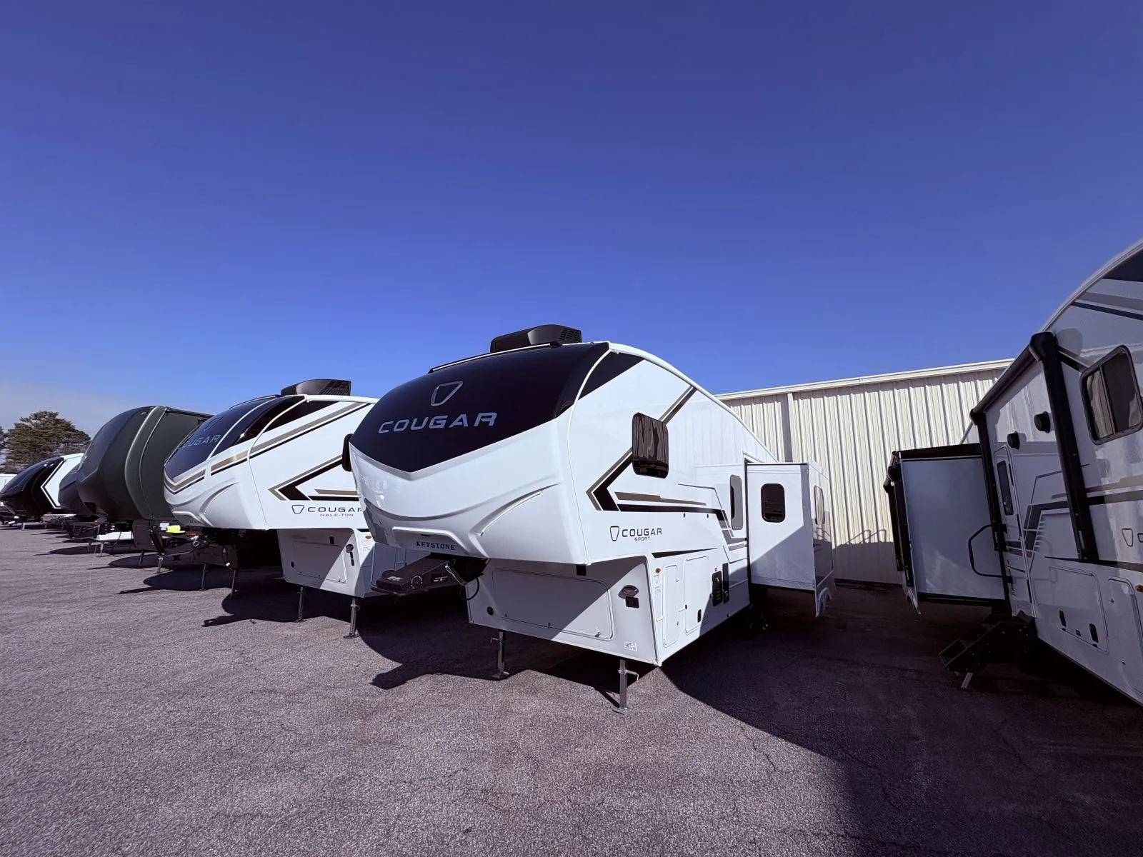 2026 Keystone COUGAR 2700BH - Photo 4