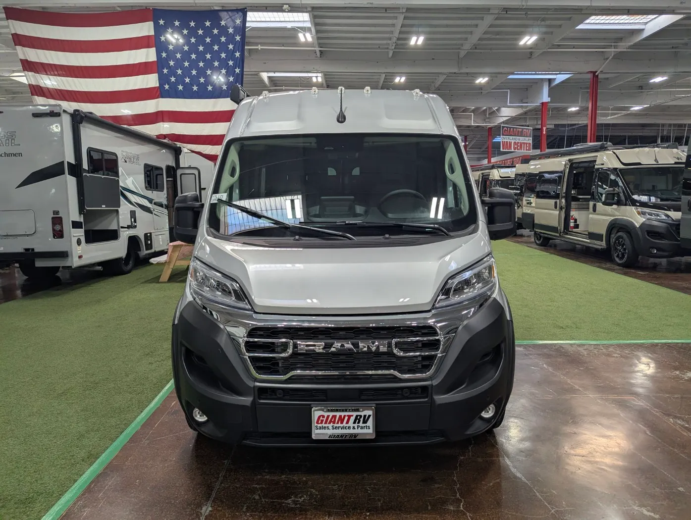 2026 Thor Motor Coach Tellaro 20L - Photo 3