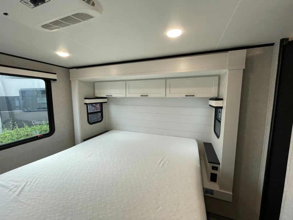 2025 Jayco Jay Feather 26FK, Photos photo 14