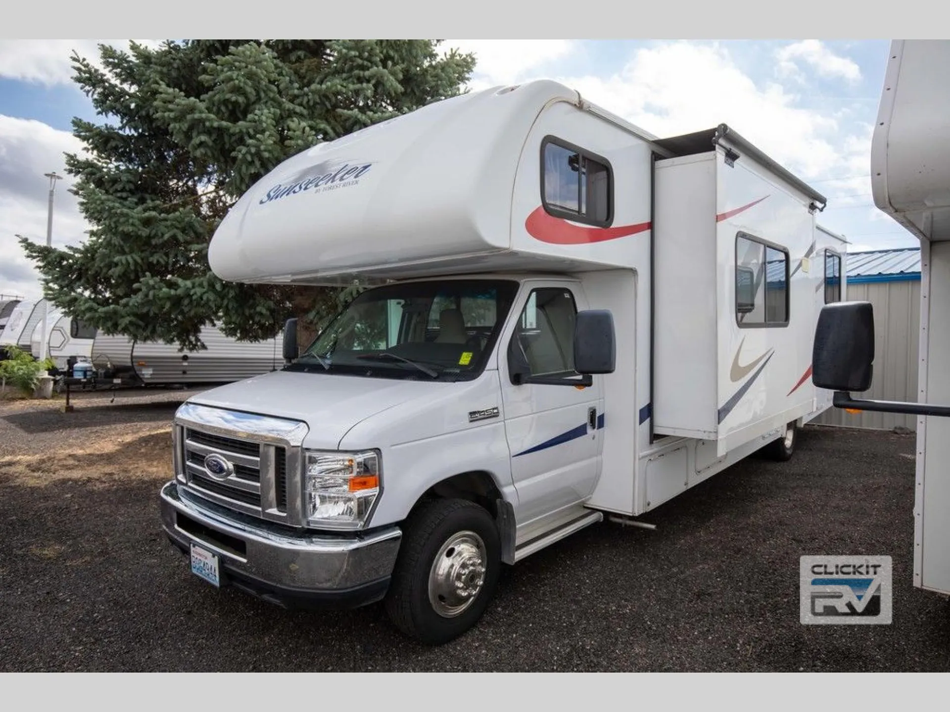 2018 Forest River Sunseeker LE 3250DSLE