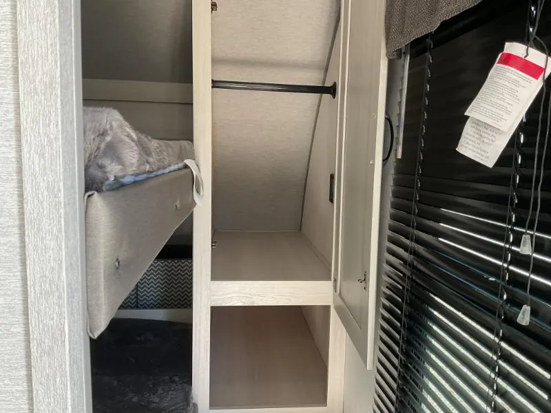 2027 Coachmen Catalina Legacy Edition 333DBDSCK, Photos photo 44