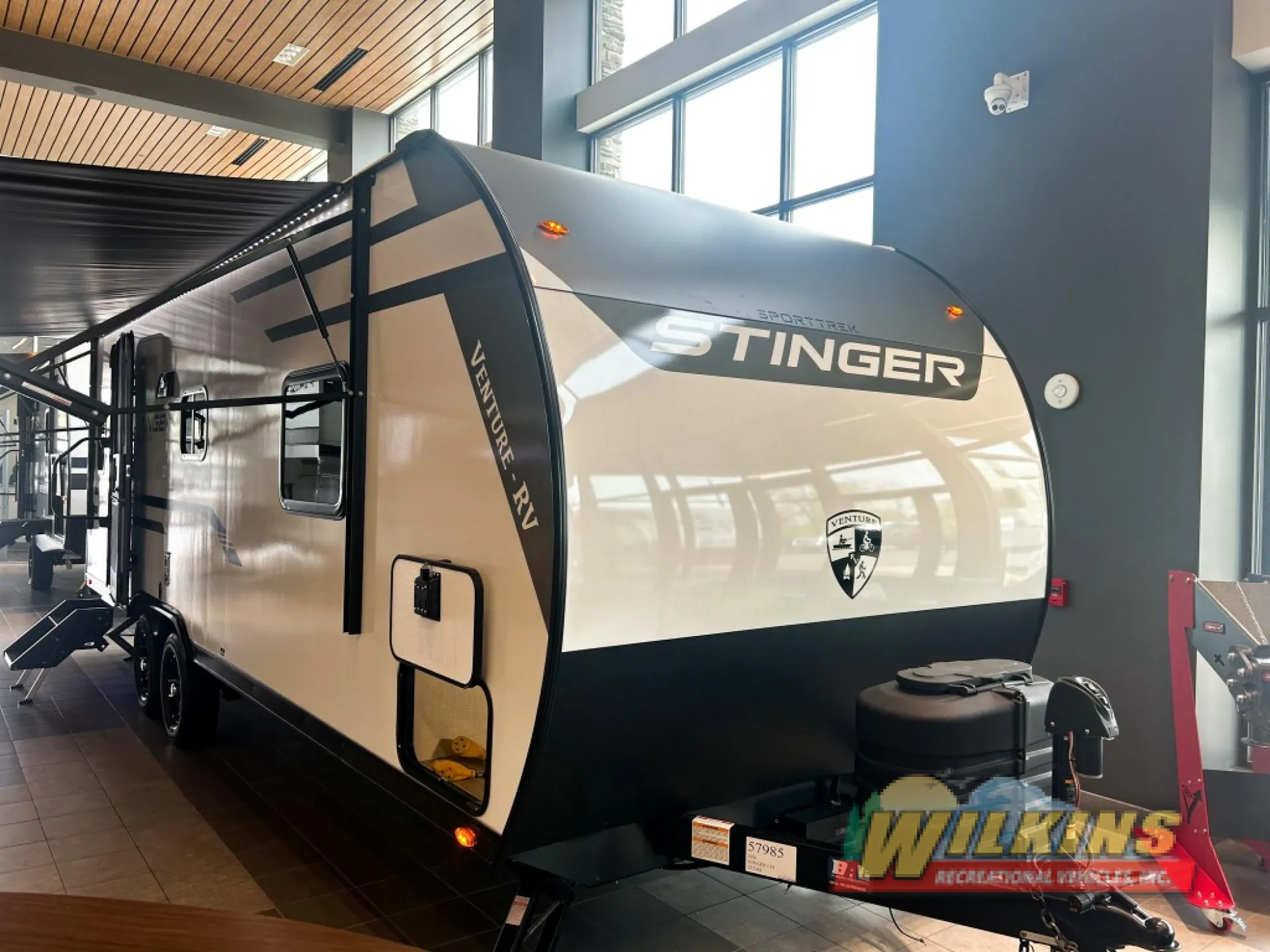 2026 Venture RV SportTrek Stinger STS232VRL - Photo 2