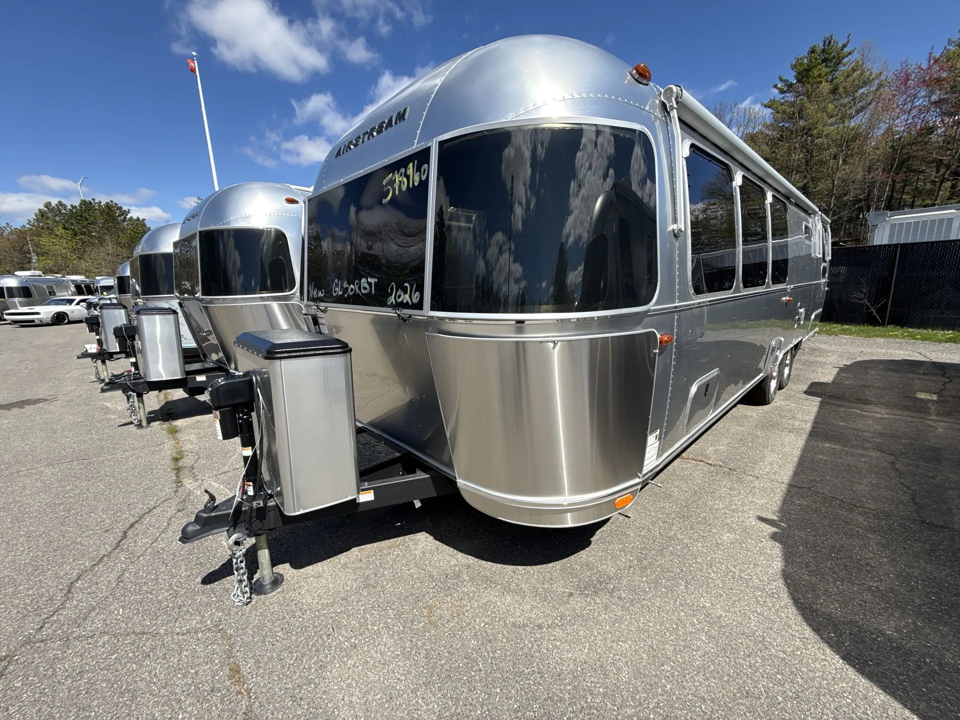 2026 Airstream Globetrotter 30RB Twin - Photo 3