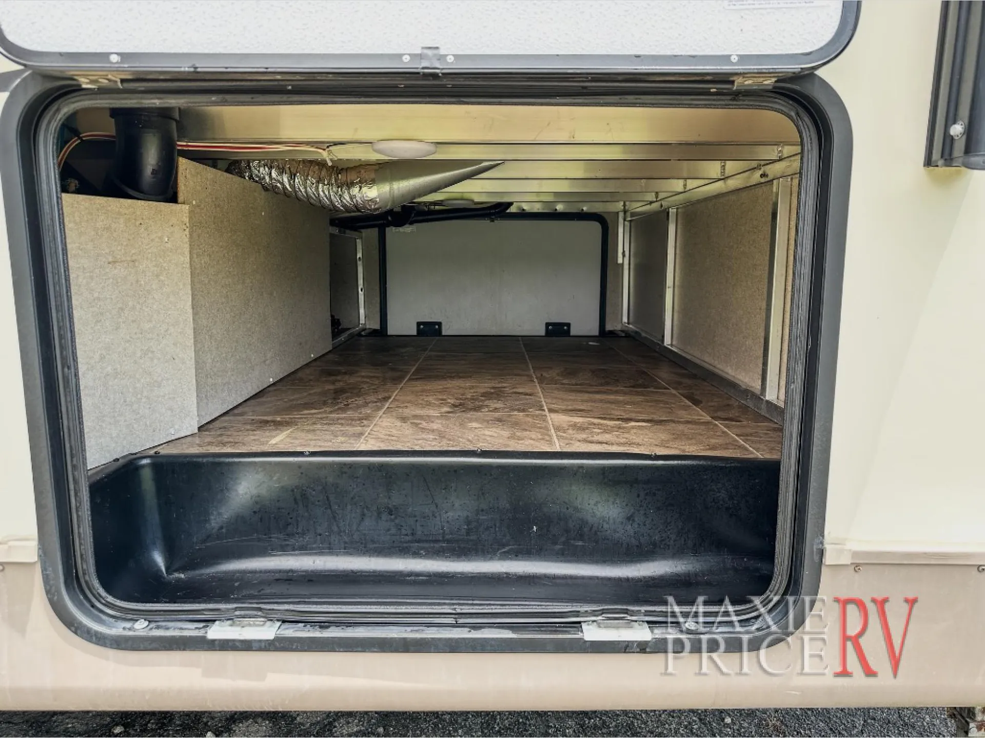 2017 Forest River Rockwood Ultra Lite 2440WS - Photo 3