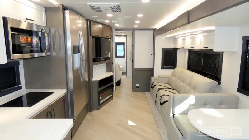 2027 Entegra Coach Accolade 37K, Photos photo 2