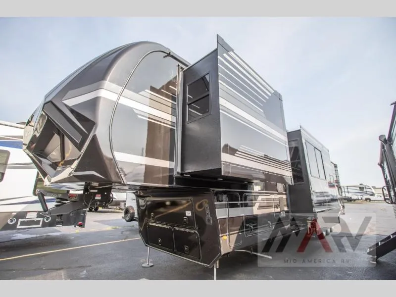 2026 Keystone RV Fuzion New    432 - Photo 4