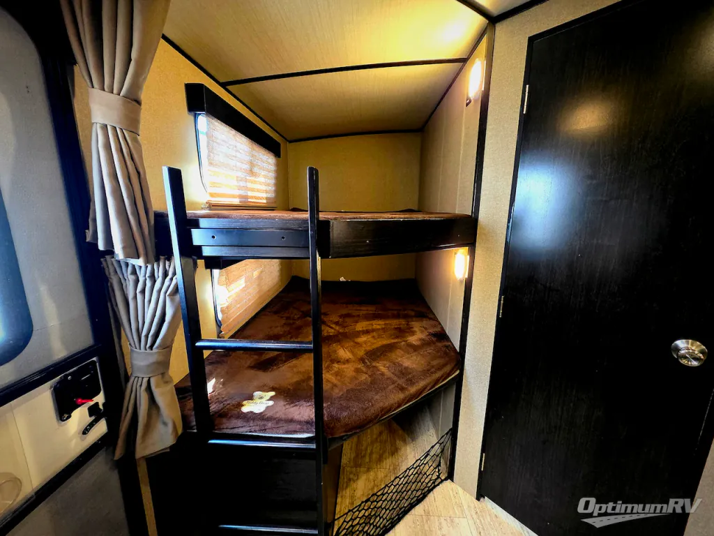 2018 Grand Design Imagine 2800BH, Photos photo 9