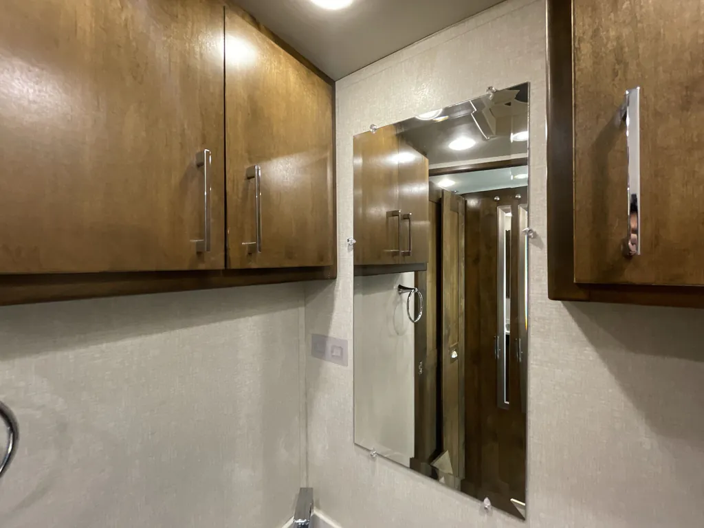 2019 Tiffin Wayfarer 24 TW, Photos photo 27