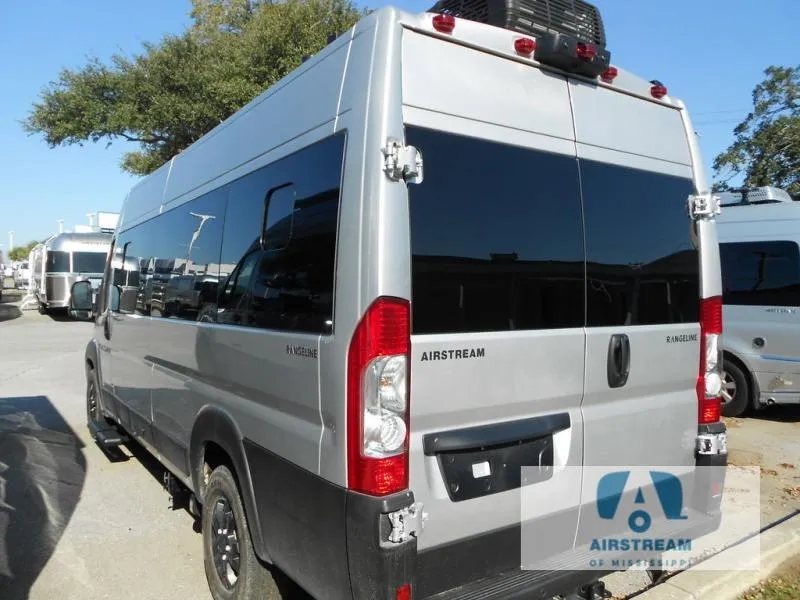 2026 Airstream Rangeline New    21 - Photo 3