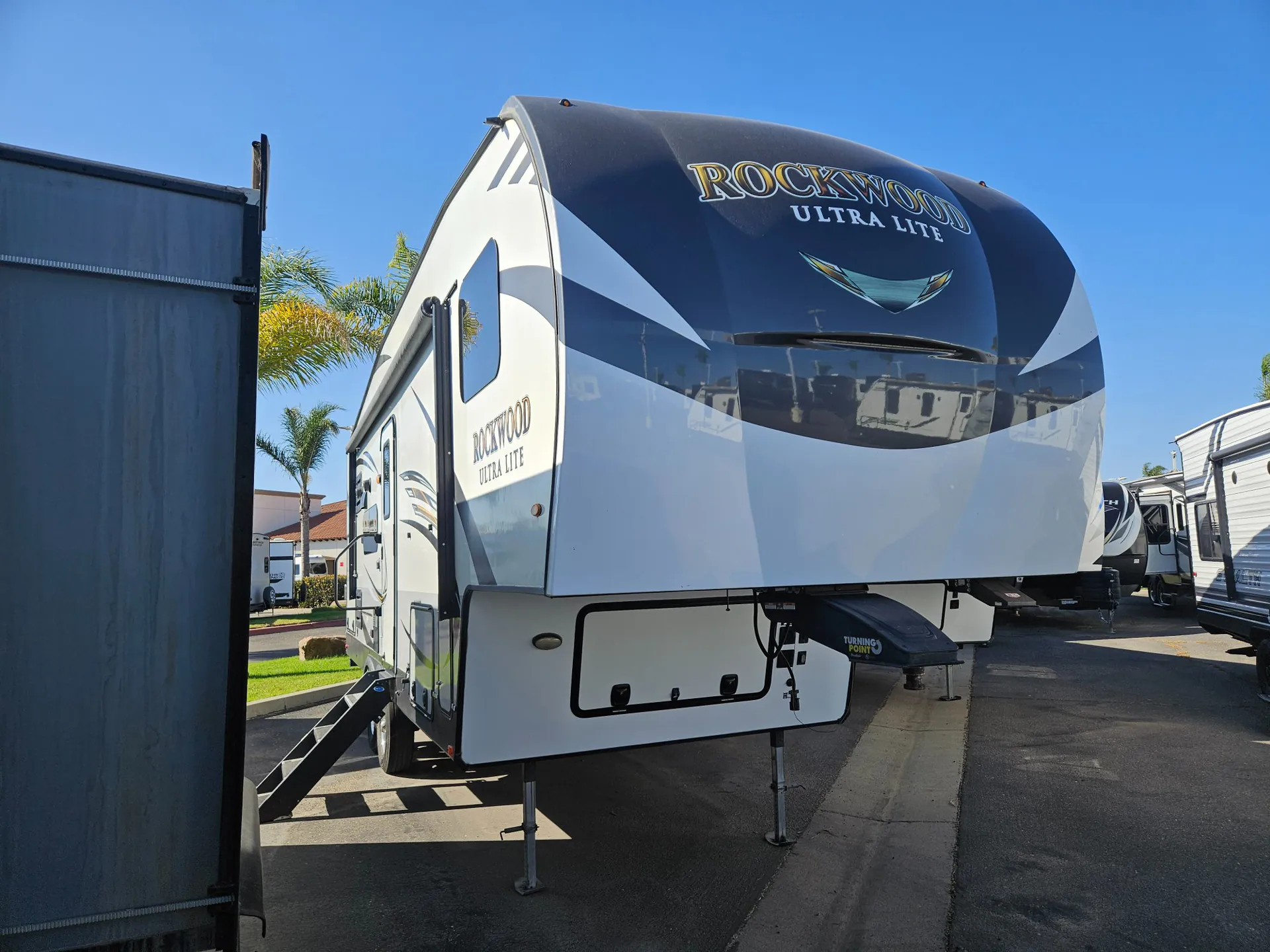 2020 Forest River Rockwood Ultra Lite 2621WS - Photo 2
