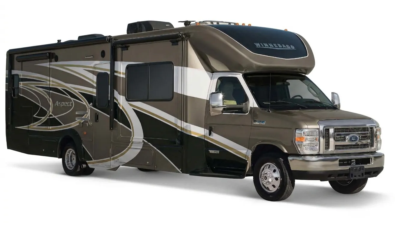 Winnebago Aspect 27K exterior