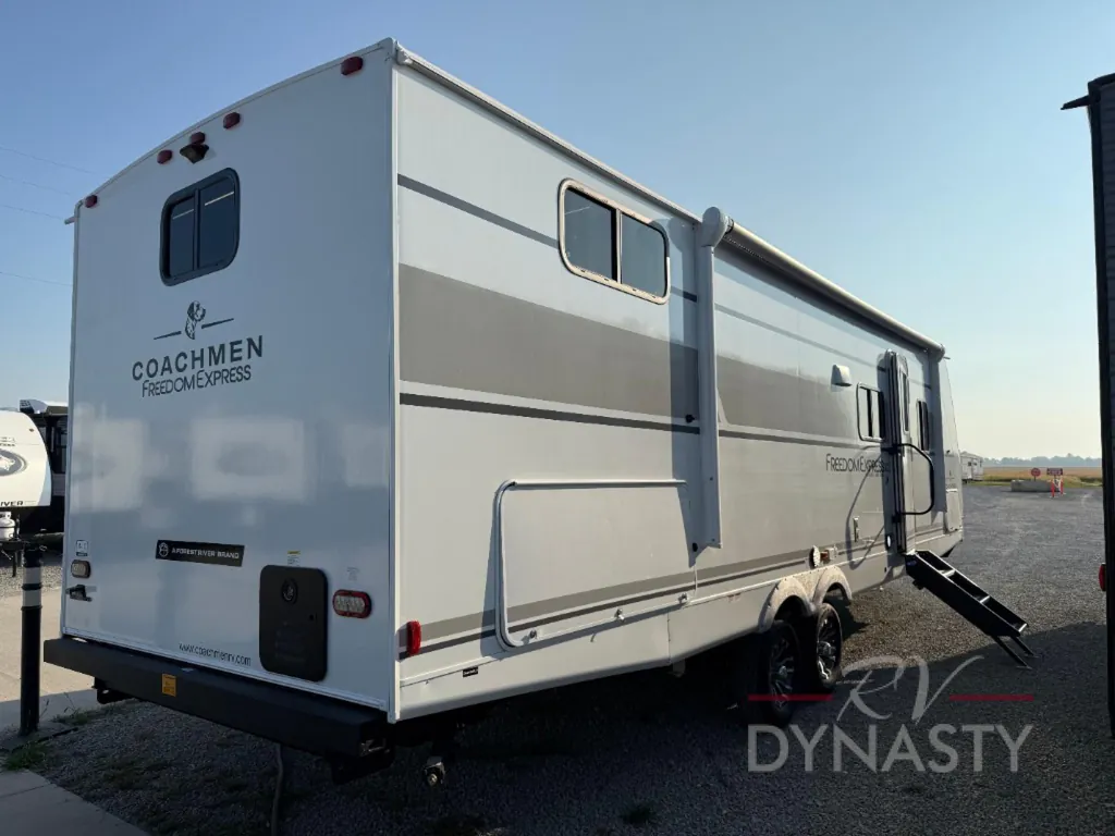2026 Coachmen Freedom Express Select 30SE, Photos photo 5
